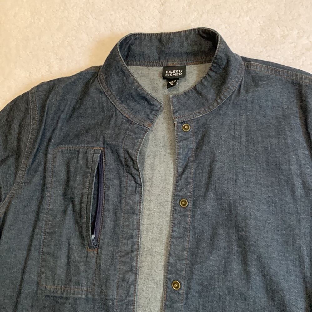 Eileen Fisher Lightweight Blue Denim Snap Front Jacket in Women's SZ M - Picture 4 of 16